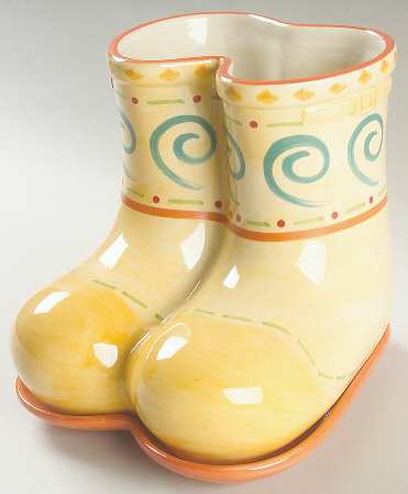 Villa Della Luna Boots Planter & Underplate