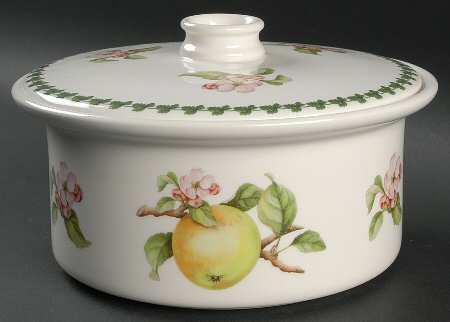 Apple Harvest 1.5 Qt Round Covered Casserole