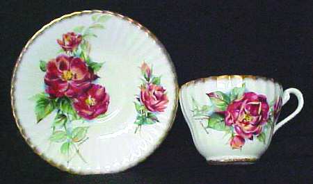 C491 Flat Cup & Saucer Set