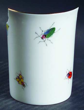 Bug Design by Present
