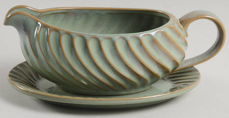 Mint Gravy Boat & Underplate