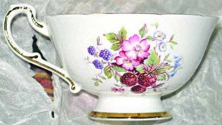 E68d Footed Cup