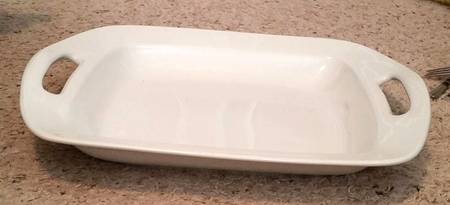 Great White Collection (Rim Shape) 16" Rectangular Handled Serving Platter