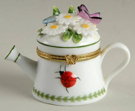 Botanic Garden Watering Can Hinged Box