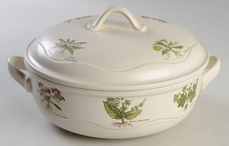 Country Lane 2 Qt Round Covered Casserole