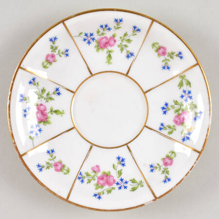 POY487 Saucer