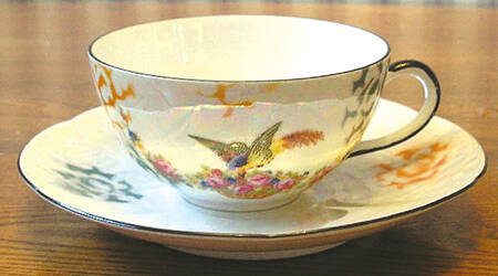PKU1 Flat Cup & Saucer Set