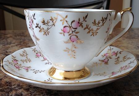 5634 Footed Cup & Saucer Set