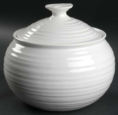 Sophie Conran White 2 Qt Round Covered Casserole