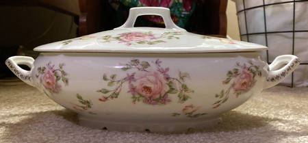 PFE23 Oval Tureen & Lid