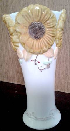Plymouth 9" Vase