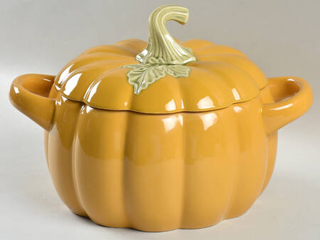 Plymouth 4.25 Qt Pumpkin Shape Casserole