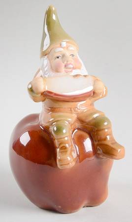 Plymouth Small Shelf Gnome