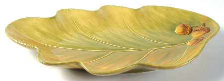 Plymouth 15" Leaf Shaped Platter