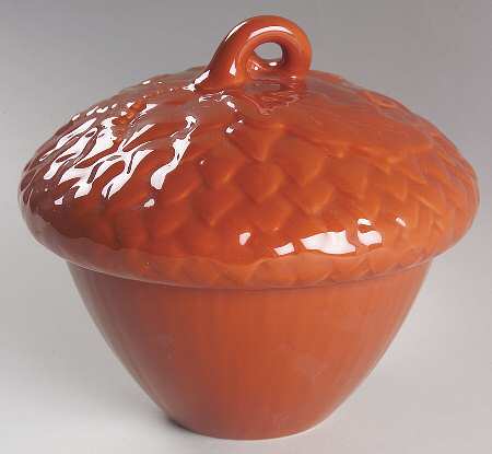 Plymouth Acorn Bowl & Lid