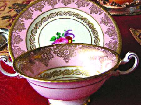 PAR131 Footed Cream Soup Bowl & Saucer Set