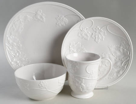 Richmond Park 32 Piece Estate Set