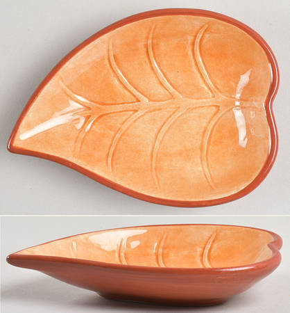 Olive Bistro Leaf Shaped Dish