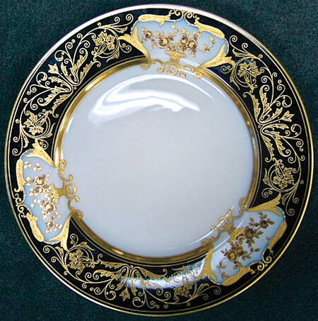 6637I Dinner Plate