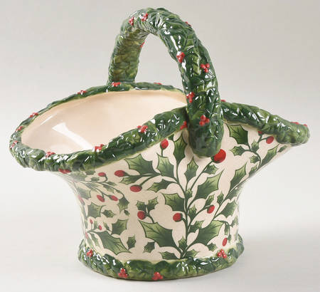 English Holly 7" Handled Basket