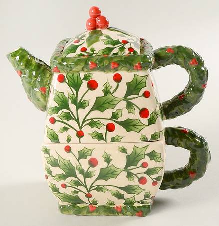 English Holly Individual Teapot & Lid with Cup