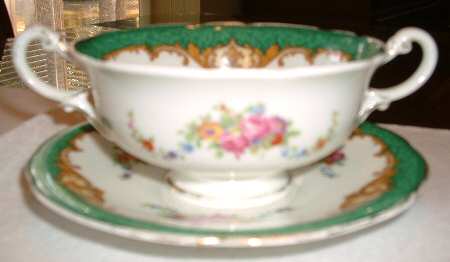PAR137 Footed Cream Soup Bowl & Saucer Set