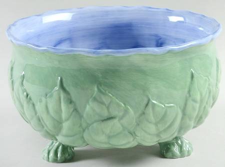 Studio Duet (Blue Green) 9" 3 Toed Round Bowl