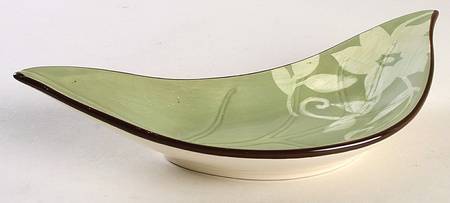 Patio Garden 9" Leaf Dish
