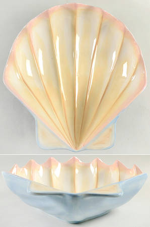 Beachcomber Shell Shaped Bowl by Pfaltzgraff