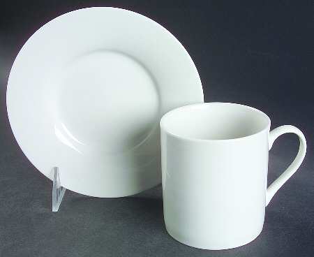 New Essentials Classic Mug/Cup & Saucer Set