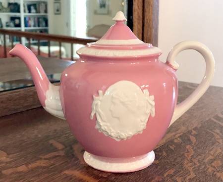 PUN112 Teapot & Lid