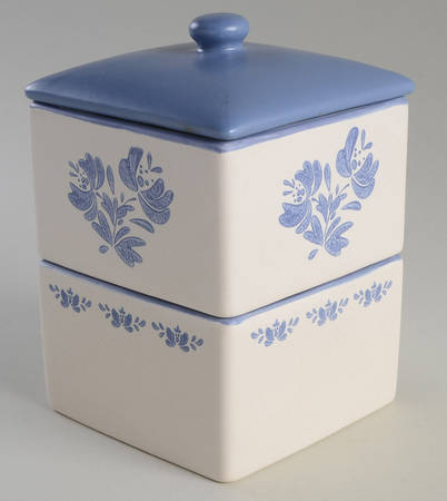 Yorktowne Coffee Center Holder & Lid with Canister Set