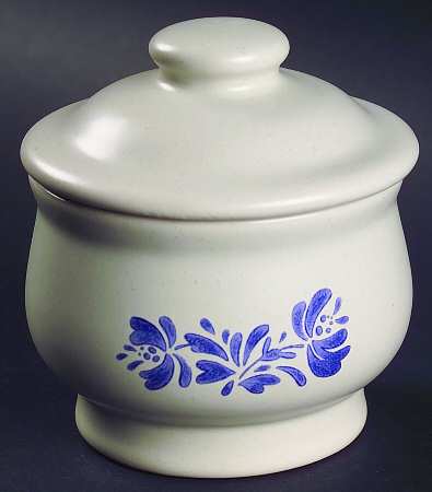Yorktowne Sugar Bowl & Lid