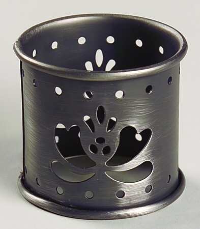 Yorktowne Metal Napkin Ring by Pfaltzgraff