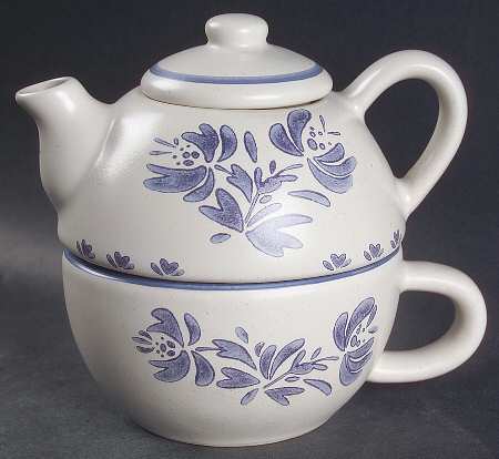 Yorktowne Individual Teapot & Lid with Cup