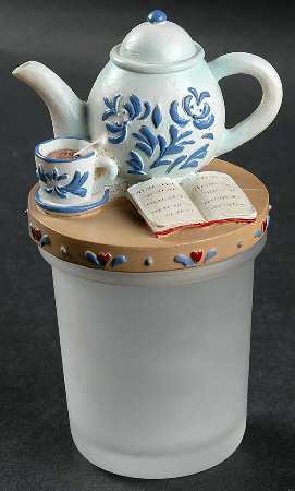 Yorktowne Figural 2 Piece Votive Candle