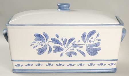 Yorktowne Bread Box & Lid