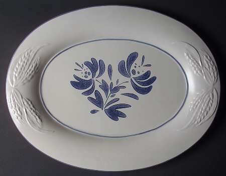 Yorktowne 18" Embossed Oval Serving Platter