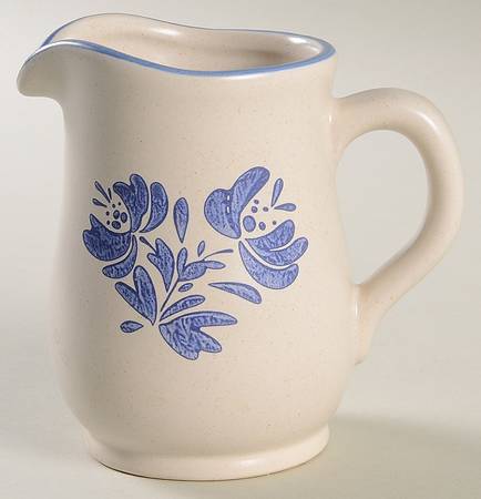Yorktowne Creamer