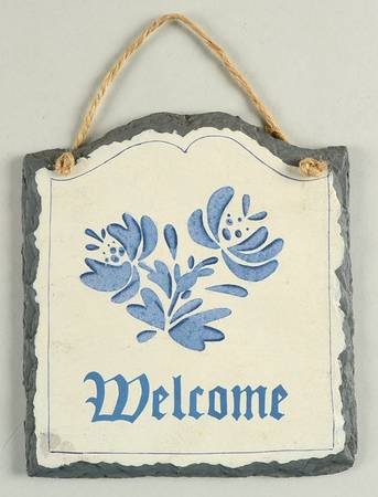 Yorktowne "Welcome" Wall Plaque