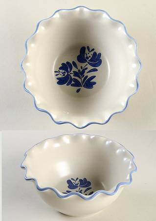 Yorktowne 7" Ruffled Bowl