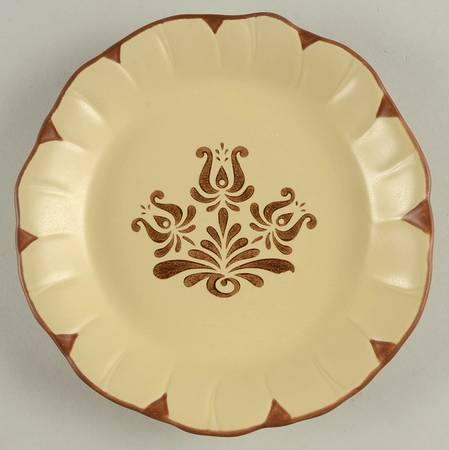 Village (Made in China) 8" Flower Shape Plate