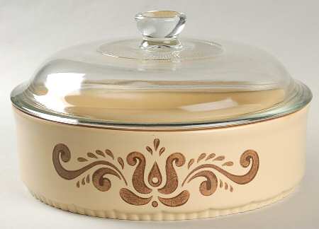 Village (Made in China) 1.5 Quart Round Covered Baker