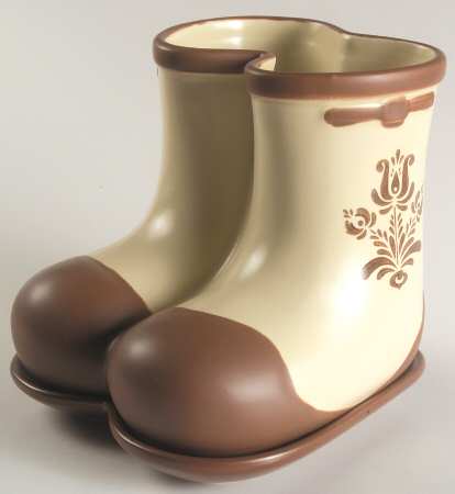 Village (Made in China) Boots Planter & Underplate