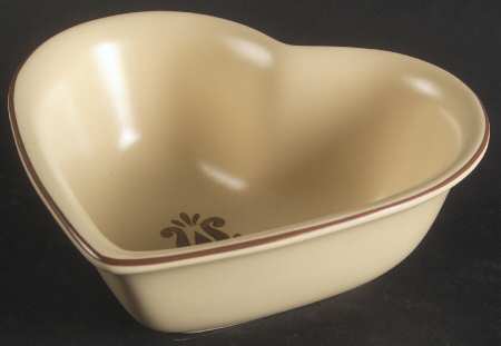Village (Made in China) 6" Heart Shaped Bowl