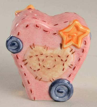 Crafty Christmas Figural Salt Shaker
