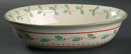 Merriweather Christmas 10" Oval Vegetable Bowl