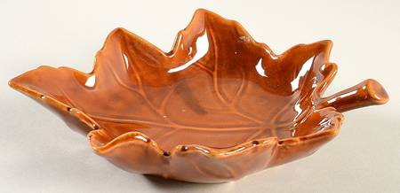 Harvest Leaf 8" Leaf Dish