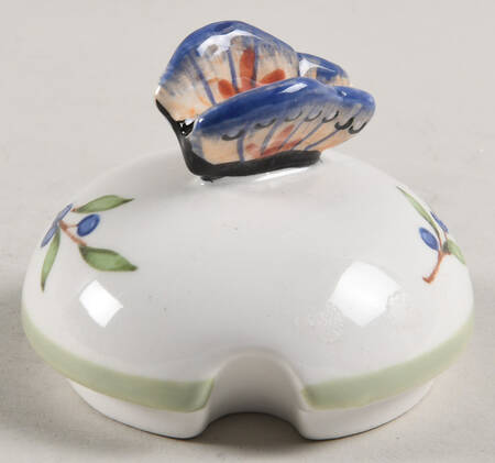 Vintage Garden Lid for Honey Pot