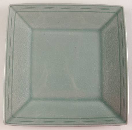 Sutton Dinner Plate